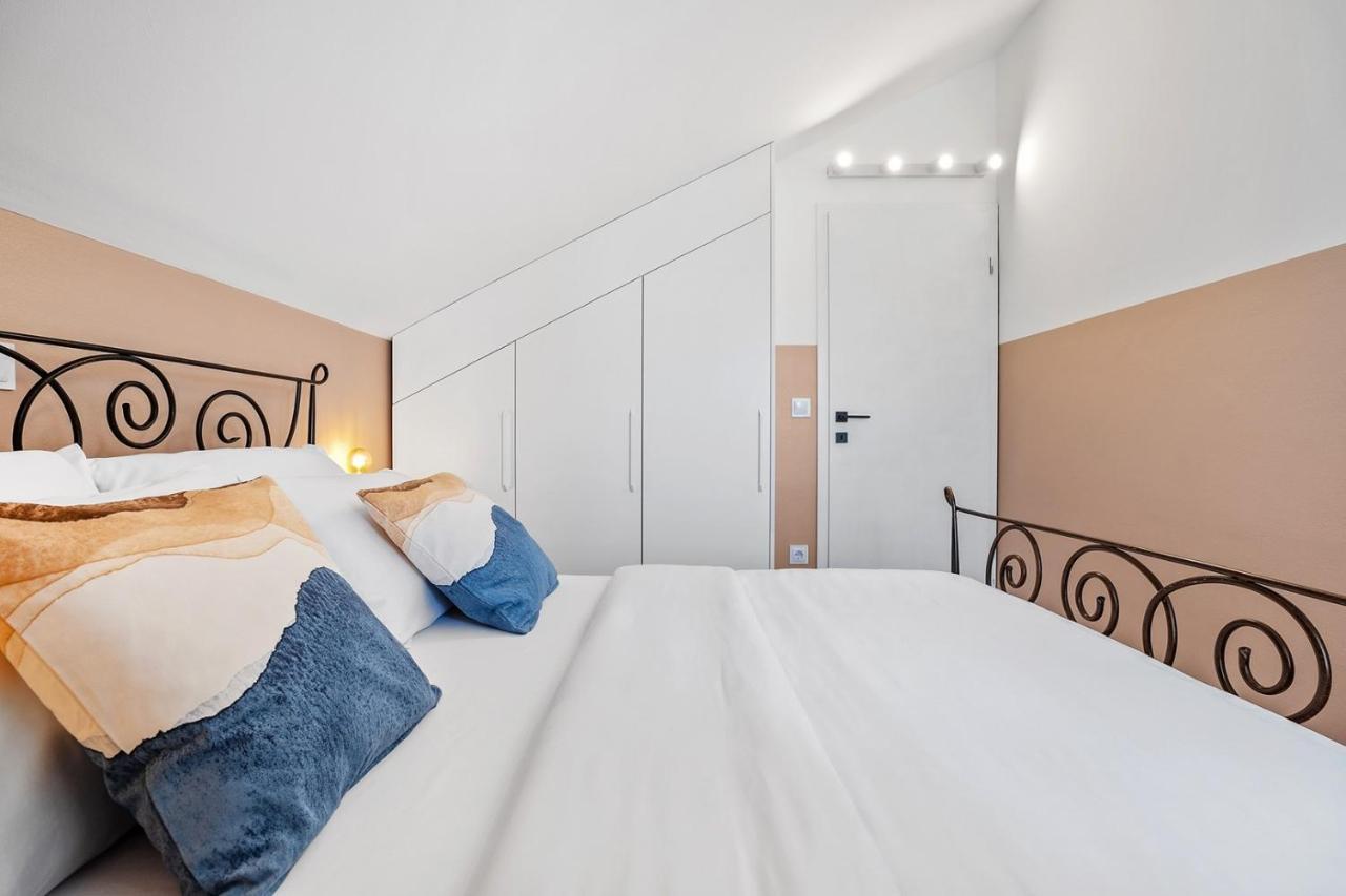 Villa Lux Promajna Extérieur photo
