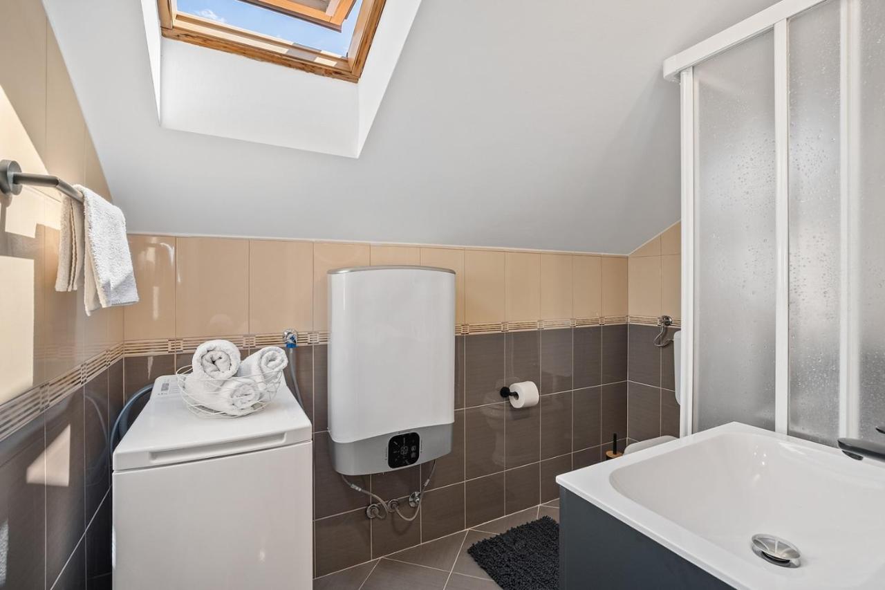 Villa Lux Promajna Extérieur photo
